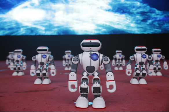 科技賦能，生態玉溪 2019京東玉溪特產館“11.11”啟動儀式暨智能機器人銷售新篇章